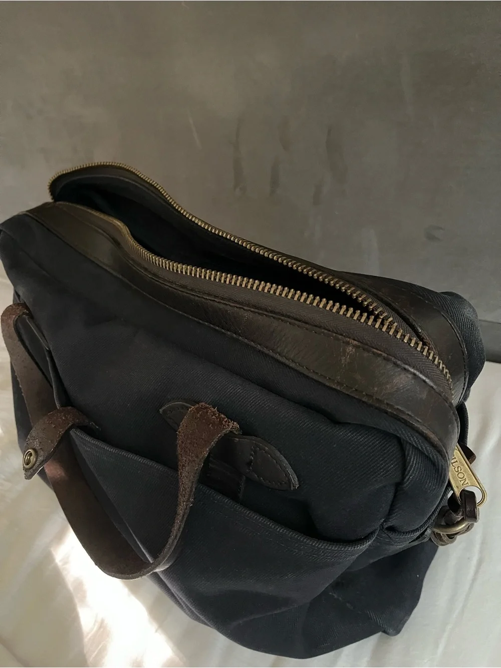 Filson 70257 Rugged Twill Briefcase Computer Bag In Navy